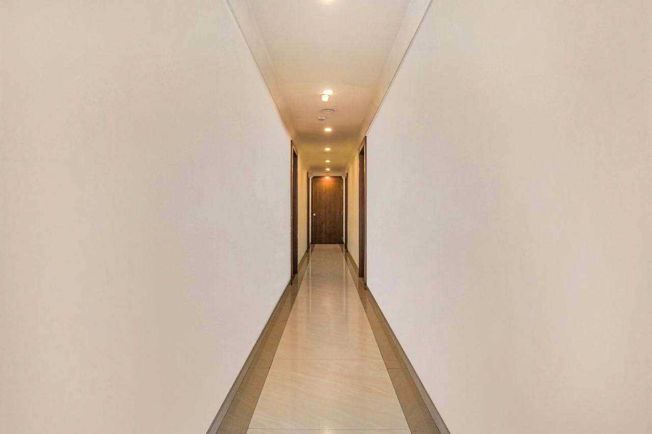Vaccinated Staff- Townhouse Oak Hotel Silvotel إندور المظهر الخارجي الصورة