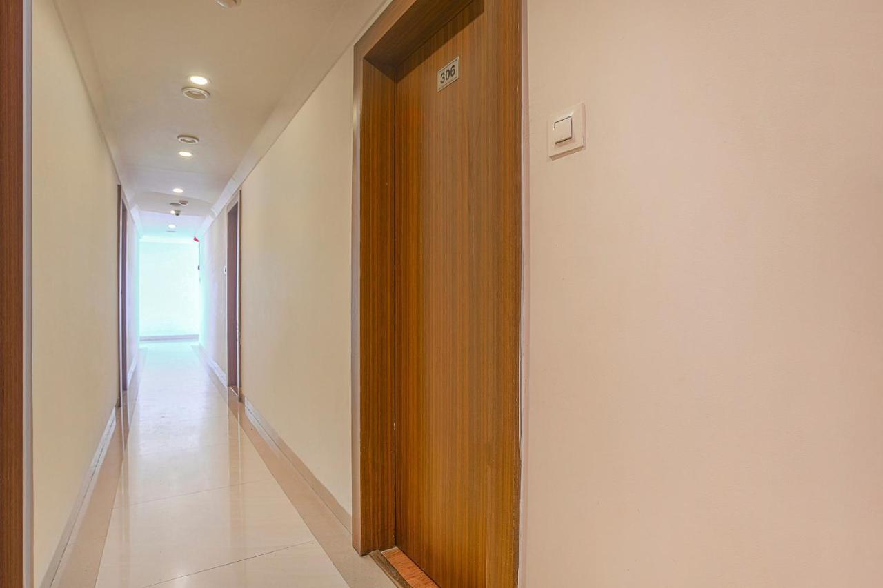 Vaccinated Staff- Townhouse Oak Hotel Silvotel إندور المظهر الخارجي الصورة